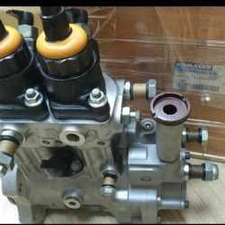 6218-71-1110 Топливный насос тнвд Komatsu PC750