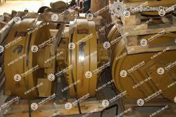 17A-30-00040 Направляющее колесо komatsu D155