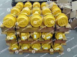 201-30-00050 Каток опорный Komatsu D20